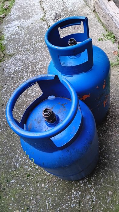 Газови бутилки 2бр.