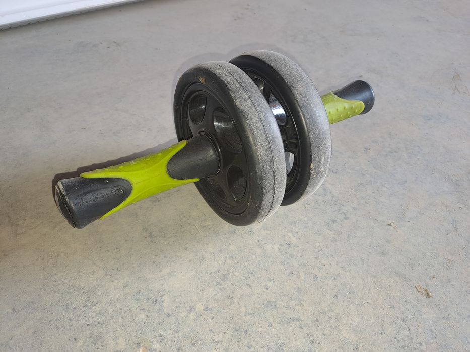 Продам ролик гантели