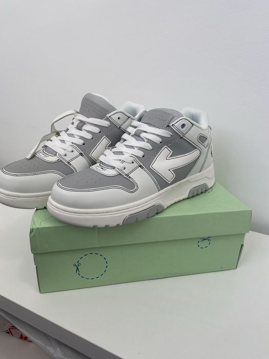 Off-White Sneakers