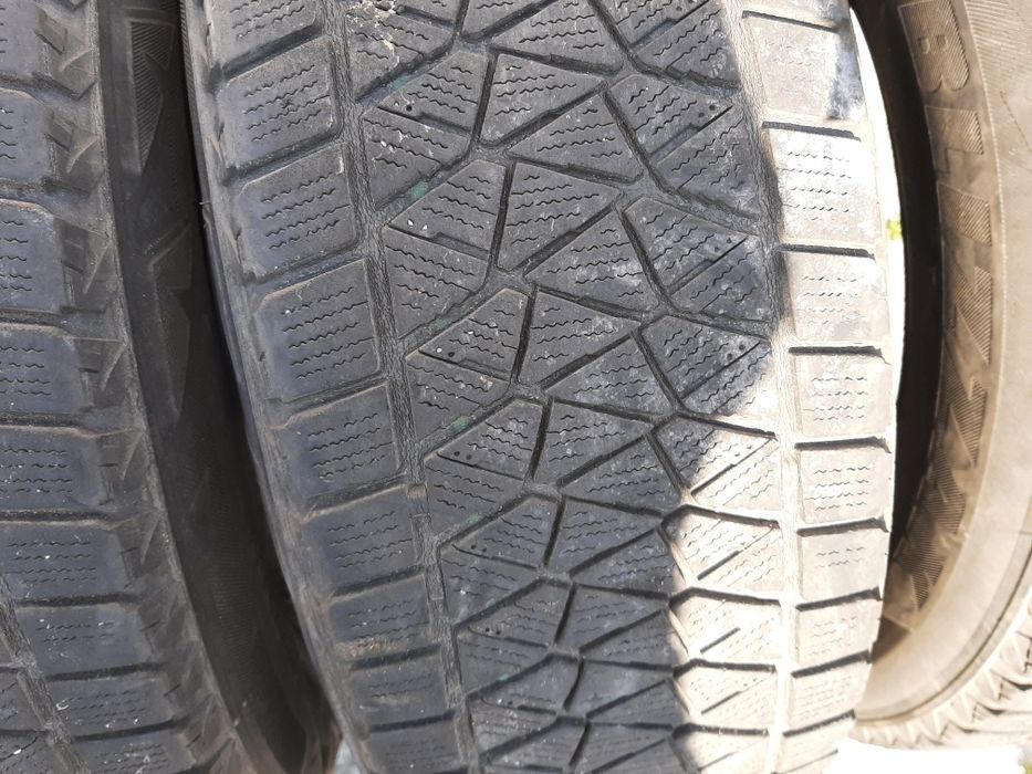 Зимни гуми за джип