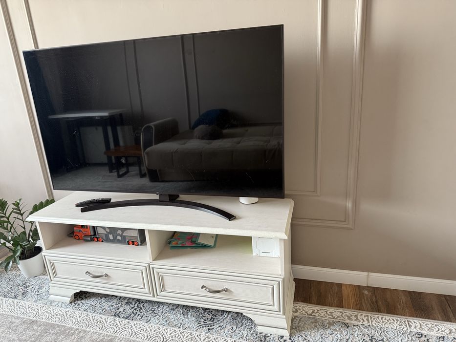 Тумба под телевизор