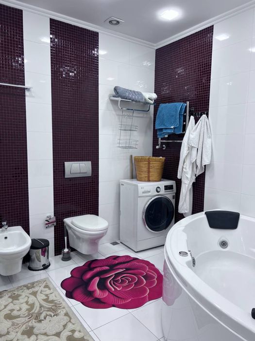 ЕВРОЛЮКС 2 комн квартира в Ц ентре, Садыка Азимова ул #Новостройка