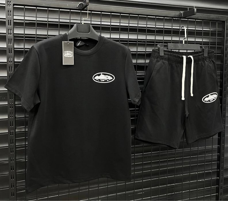 Летни Екипи Nike Tech Fleece / Jordan Къси Панталони и Тениска