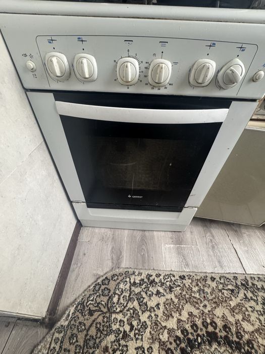 куйлюк массив 4  этаж 1 ком 2  64кв