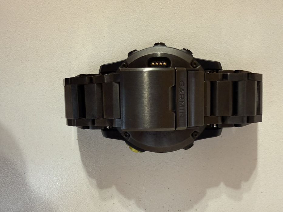 Часы Garmin Enduro 2