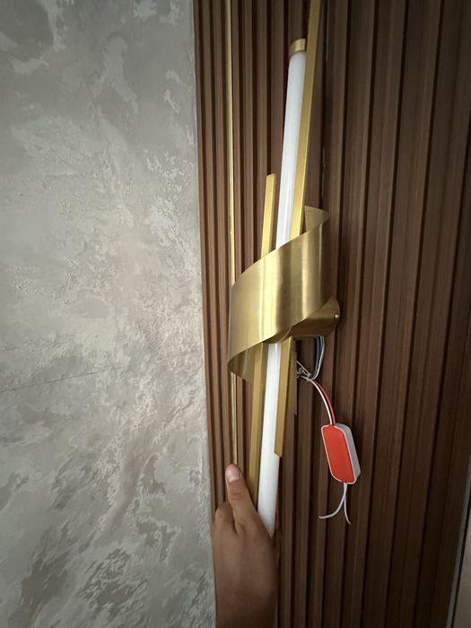 Бра на стенный продам