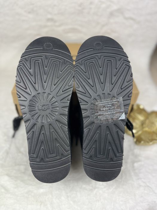 UGG Lowmel Black – Черни обувки UGG Lowmel