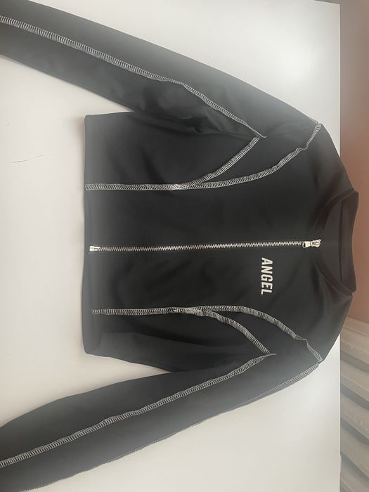 Черна блузка с надпис