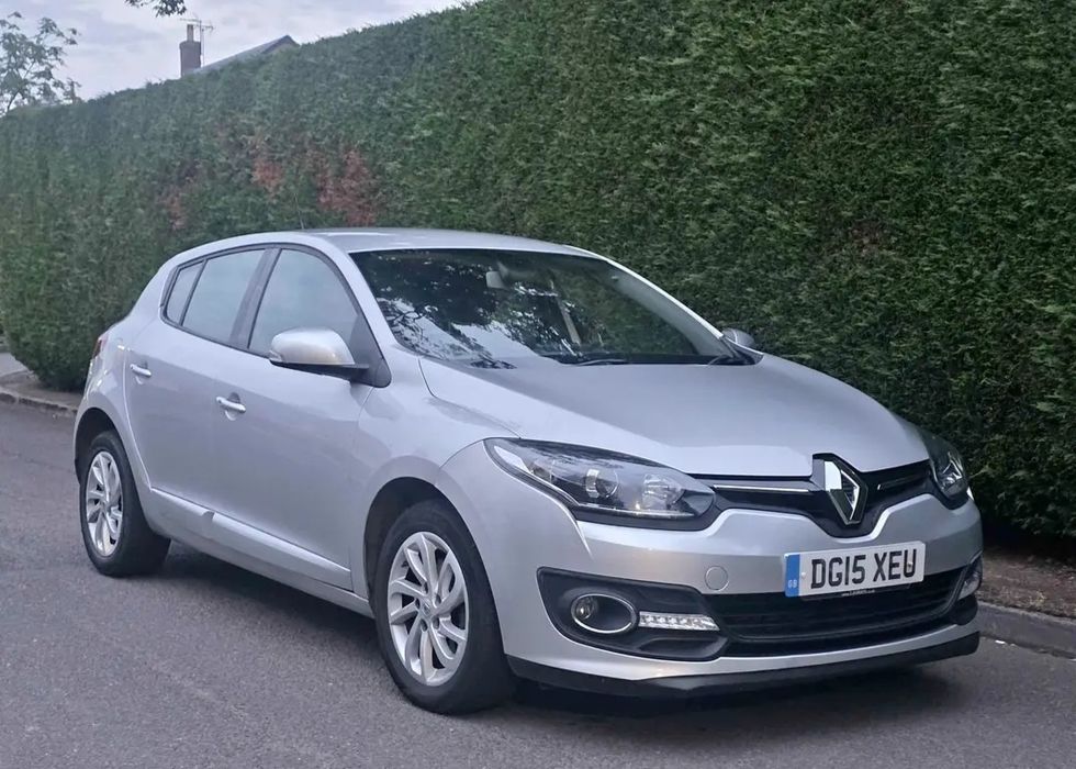 Dezmembrez Dezmembrari Renault Megane 3 motor 1.5 dci