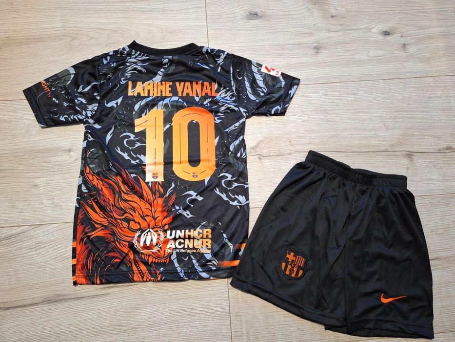 Детски екип на Барселона #Ламин Ямал #10# специално издание!