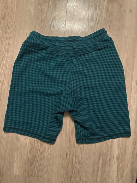 Къси гащи от Nike tech fleece размер М