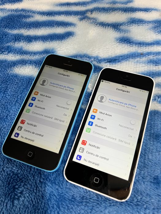 Iphone 5c se colectie ambele 200 lei