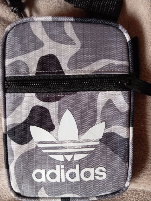 Geanta mica Adidas Camouflage festival unisex