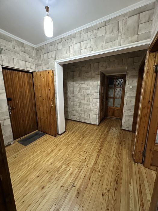 3-х комнатная квартира ул. Бабура, 80кв.м, 3/3/9