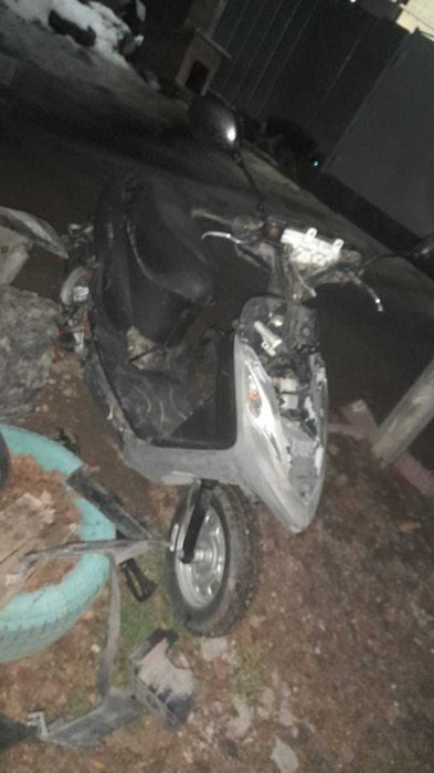 продам скутер SYM не на ходу