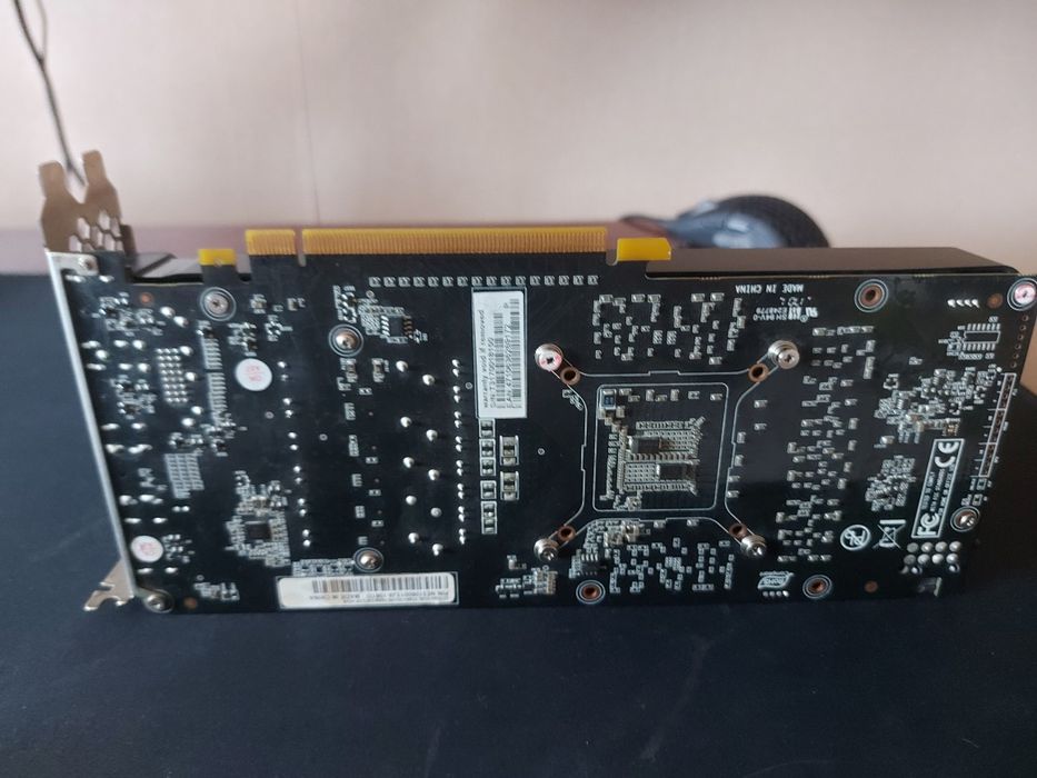 Видеокарта GeForce GTX 1060 6GB