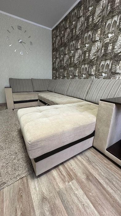 Диван 3,3 м., б/у