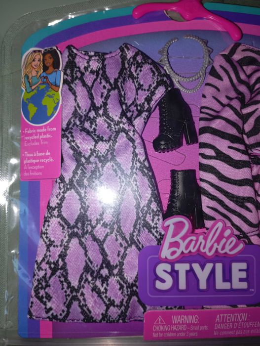 Дрехи за кукла Barbie. Mattel.