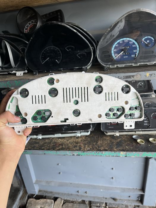 Lasetti tablo sotiladi