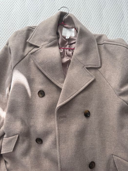 Ново палто с колан H&M