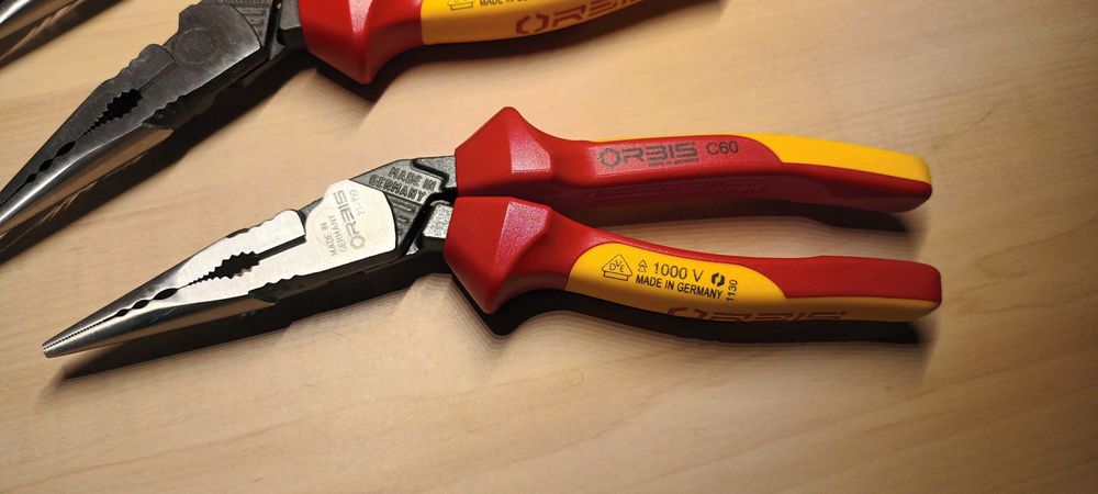 Clește unghiular  ORBIS  C60 KNIPEX cu vârf lung  (spit )