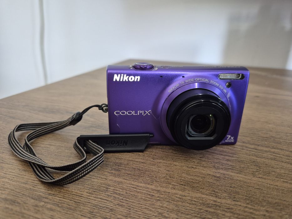 Nikon Coolpix S6150 – Compact Touchscreen Violet Y2K