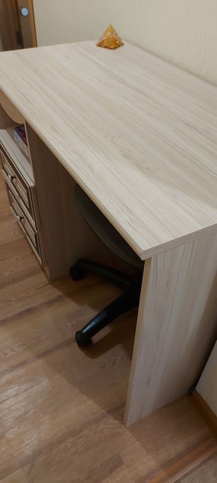 Письменный (компьютерный) стол