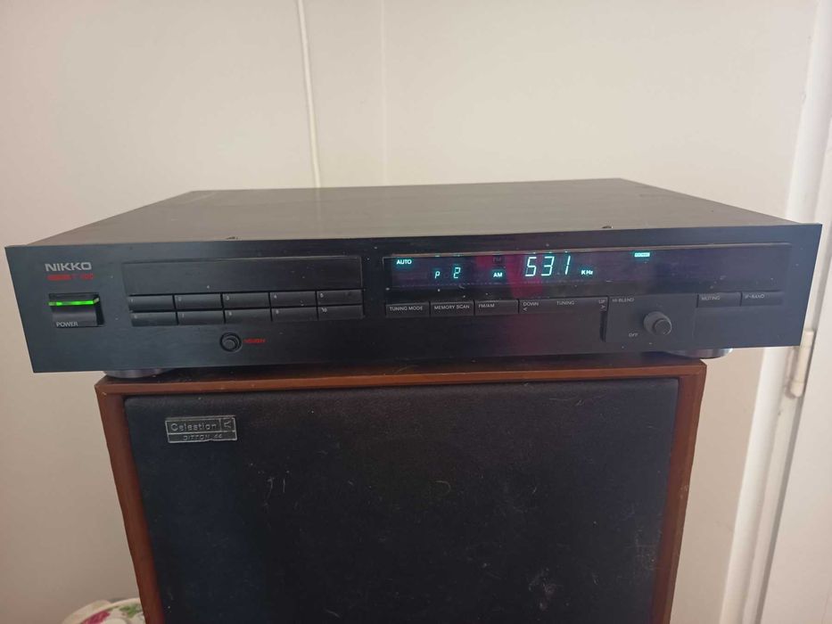 Тунерът Nikko t400