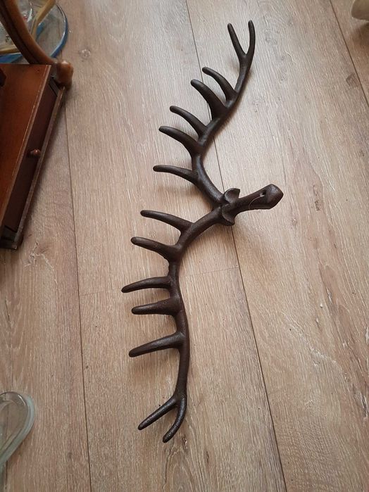 Огромна чугунена закачалка за дома и хижата– 63см