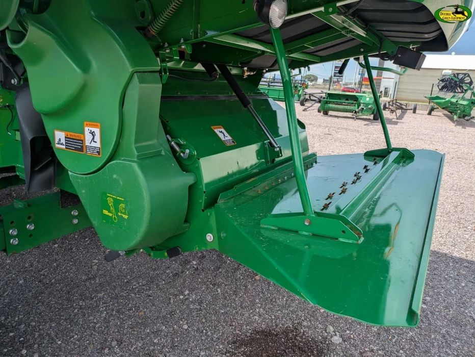 Комбайн John Deere 9770