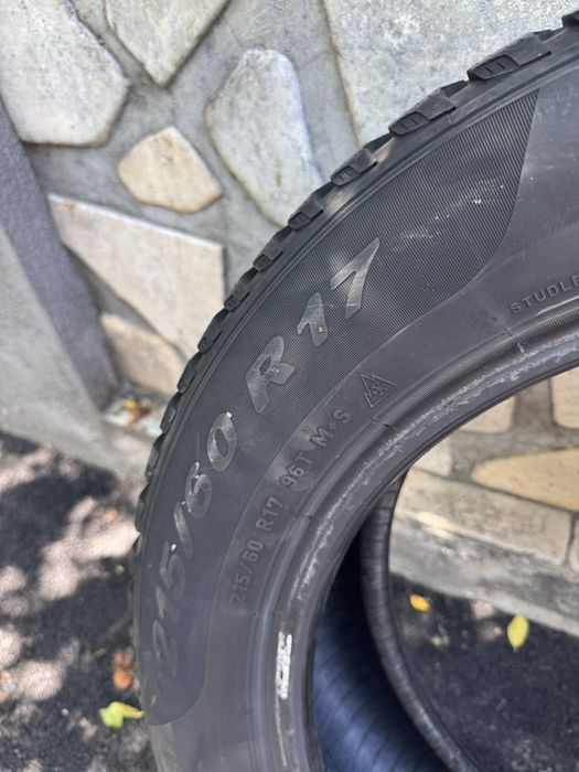 Set 4 Anvelope Pirelli m+s 215 60 17 DOT 2019