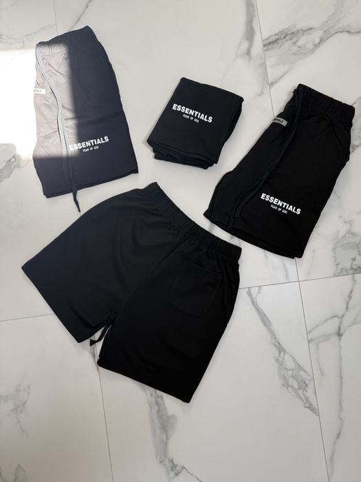 Pantaloni scurti Essentials