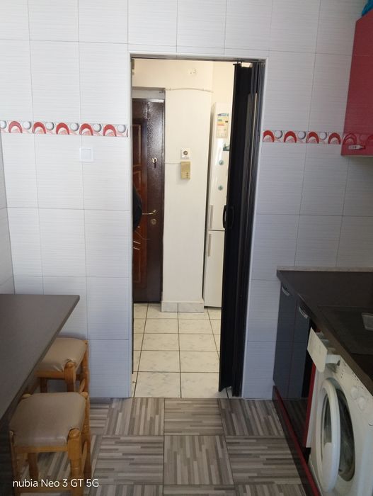 Caut coleg apartament