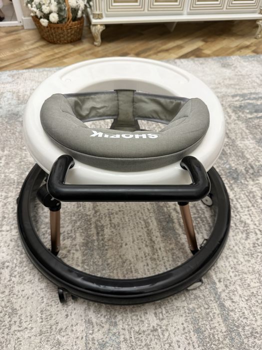 Ходунок для ребенка