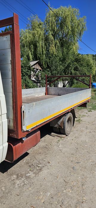 Vând cabina iveco daily an 1999 geamuri electrice,baterie varta 80 Ah electromotor alternator bena fixa 450x220 arcuri jante de greutate