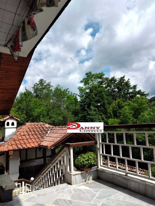 Продава се Къща в Велико Търново, Акация - 210 кв.м за 491 €/кв.м - Снимка #4