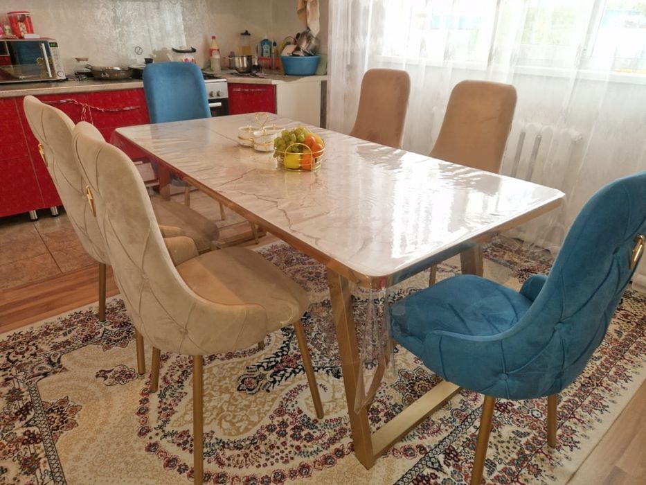 Стол и стулья про