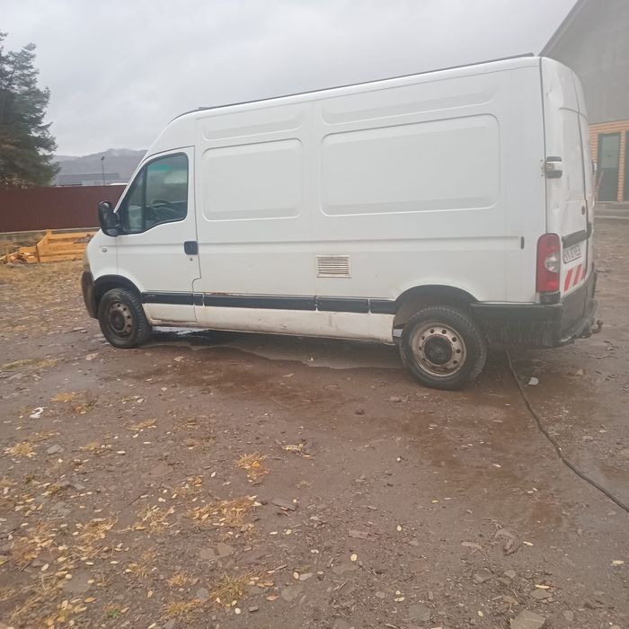 Nissan interstar