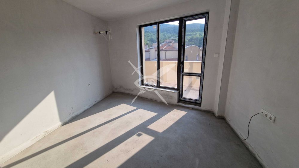 Продава се Тристаен апартамент в Асеновград - 115 кв.м за 870 €/кв.м - Снимка #3