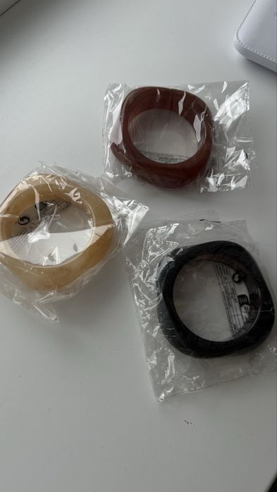 Продам новые браслеты