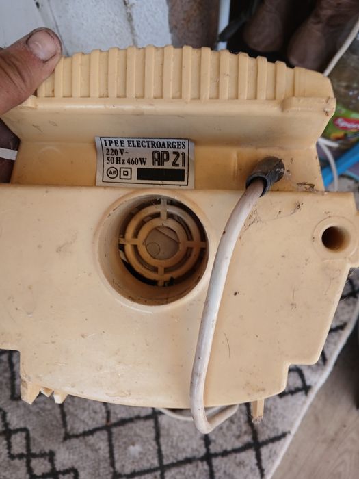 Vand aspirator sovietic