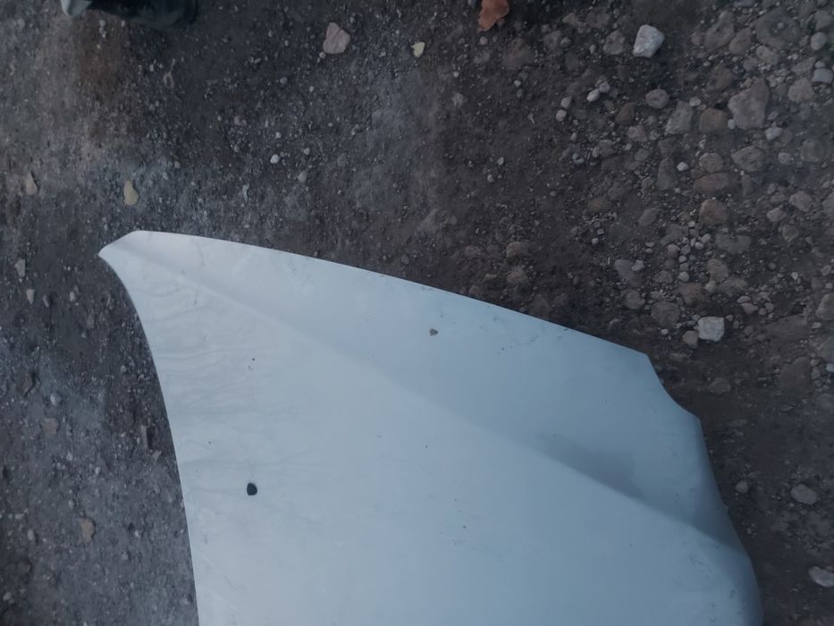 Оригинален капак за Алфа Ромое 147