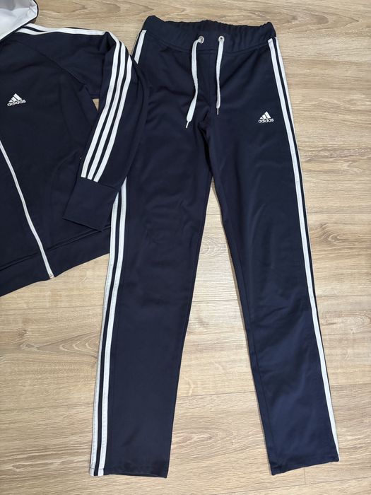 Дамски комплект анцунг Adidas S