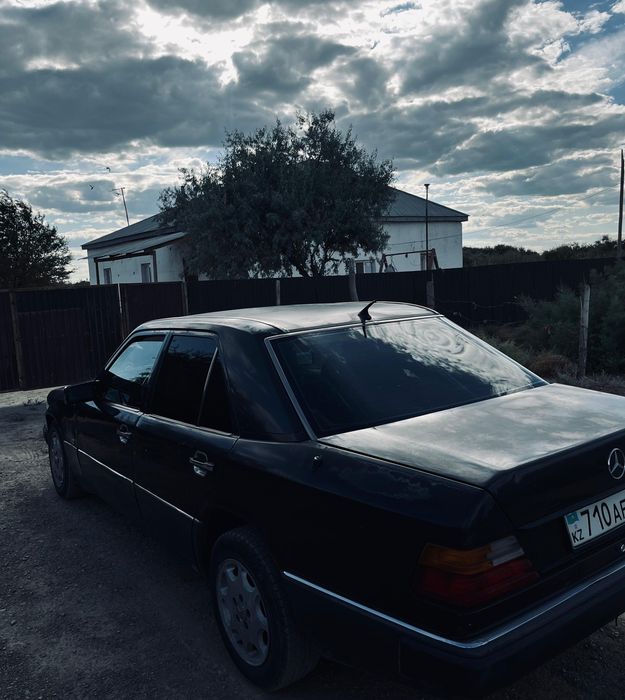 Мерседес 124 дозатр