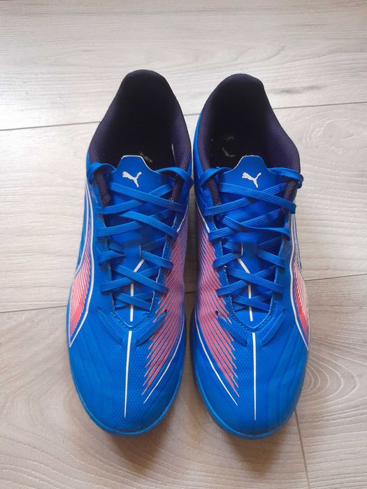 Adidași de football