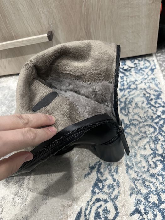 Сапоги зимние, одевала 1 раз, очень теплые, удобные