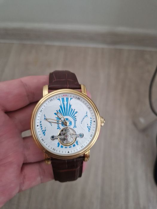 Часы механические