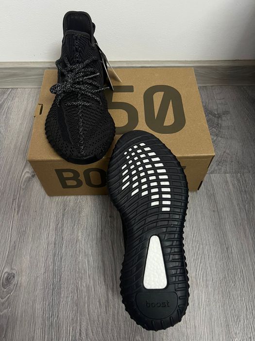 Adidasi Yeezy pentru barbati