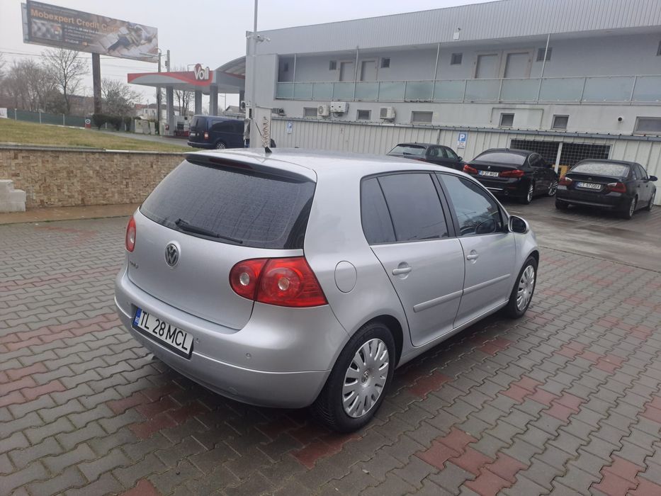 Volkswagen golf 5 an 2008 dizell 1.9tdi km 245 mi in crestere