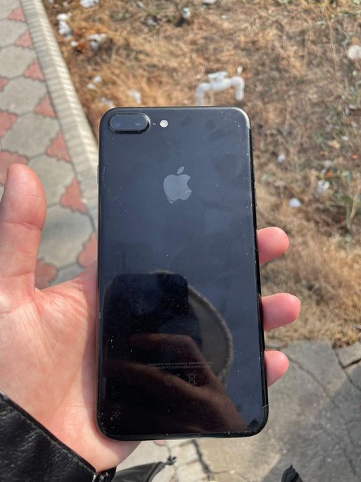 Iphone 7+ sotiladi yangi ochilnagan
